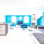 Elegant Sea View