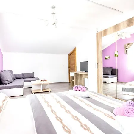 Elegant Sea View Villa *